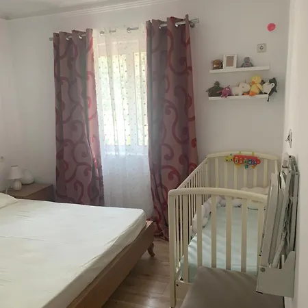 Apartment Kians Himarë
