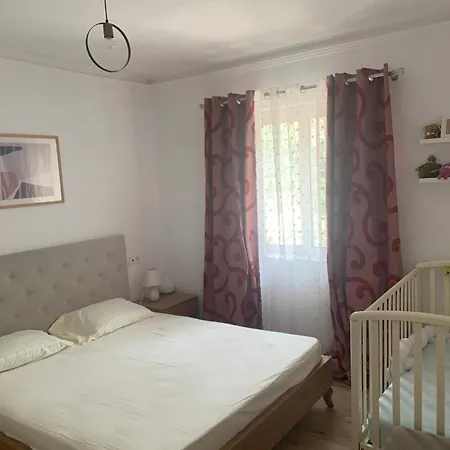 Kians Apartment Himarë